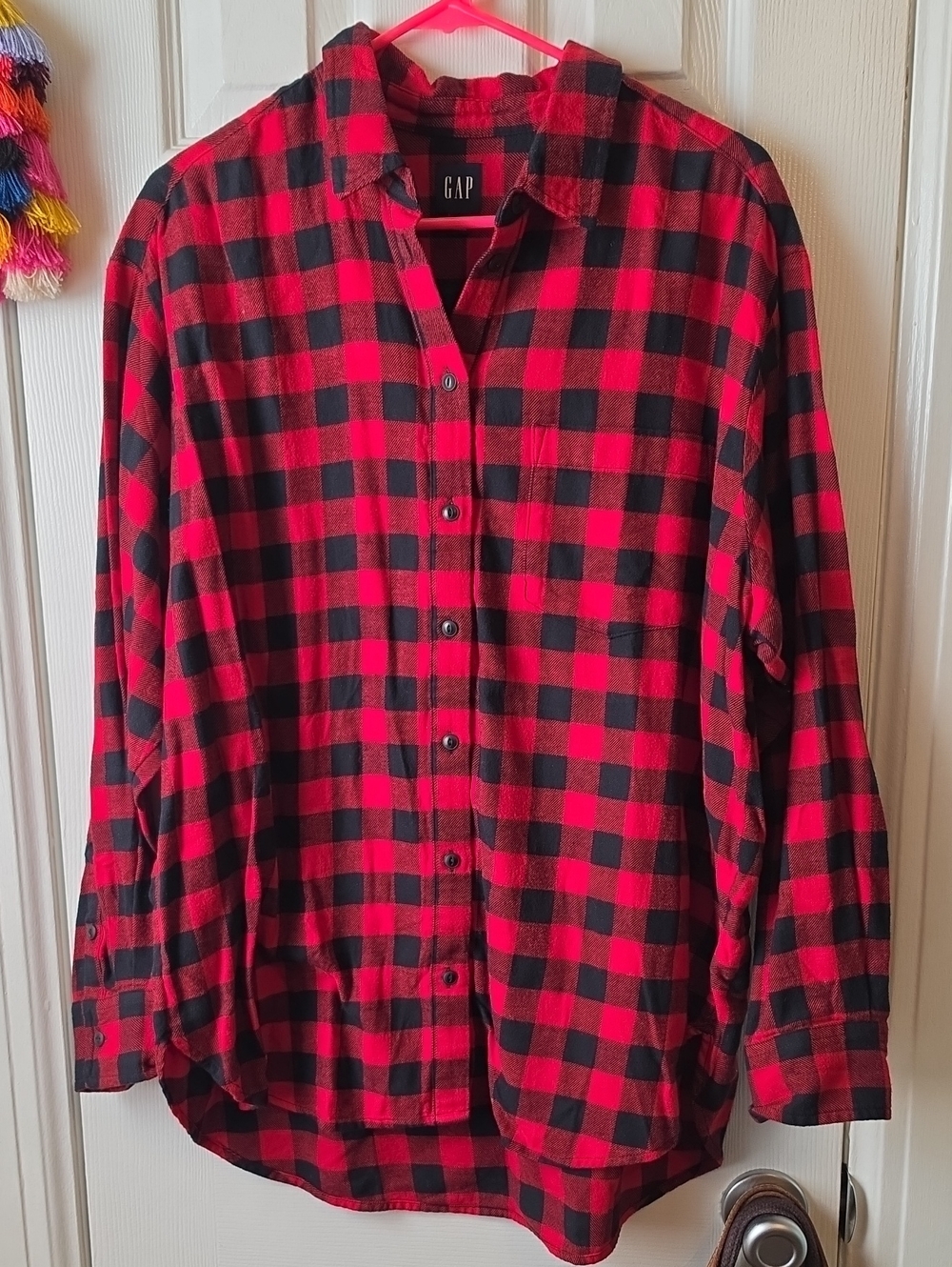 GAP Red and Black Buffalo Plaid Button-Down Shirt